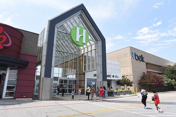 Crunch Fitness and new restaurants coming to Hamilton Place mall