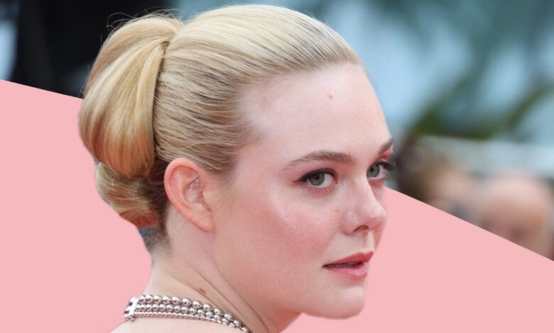 Elle Fanning perfectly blended the corset and baggy trousers trends