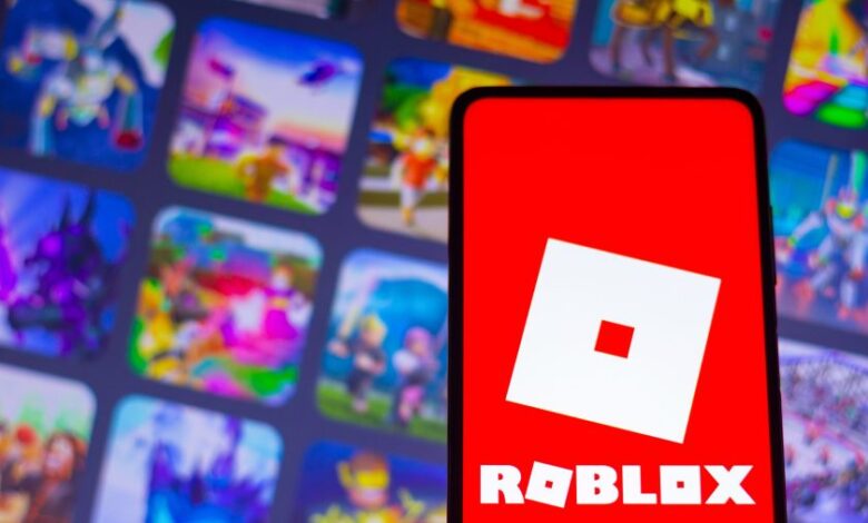 the Roblox logo seen displayed on a smartphone
