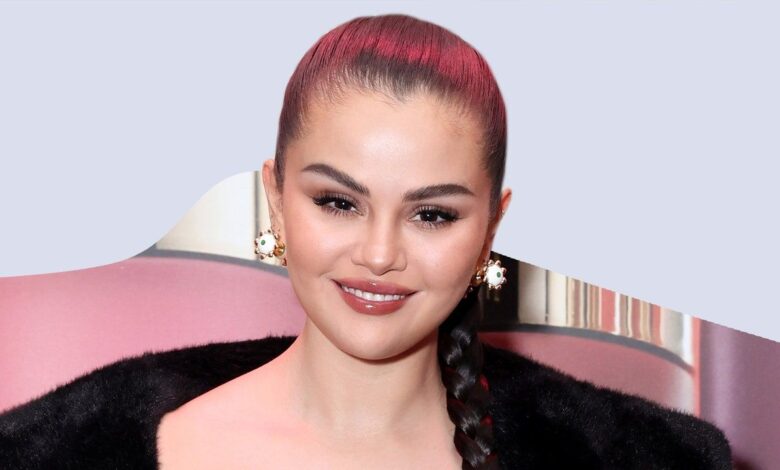 Selena Gomez is wearing her bangs exactly like I wore mine in 1992