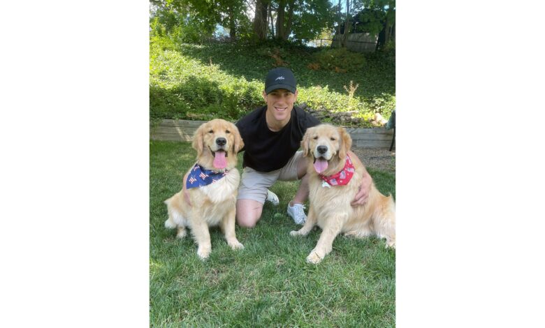 Wellness Pet Selects Professional Hockey Player Charlie Coyle this Offseason as "Hometown Treat Officer"
