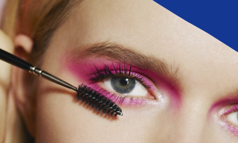 15 Best Mascara for Sensitive Eyes, According to Experts