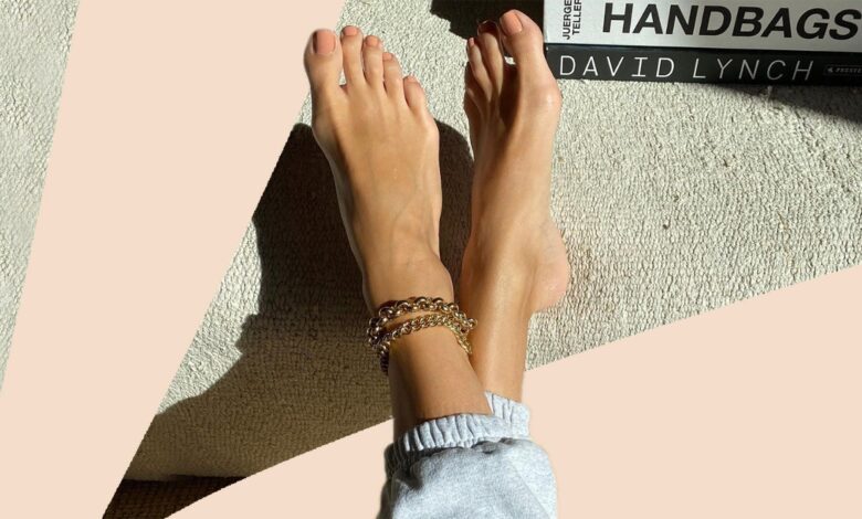 21 Prettiest Pedicure Ideas Plus The Biggest Shades For Summer 2023