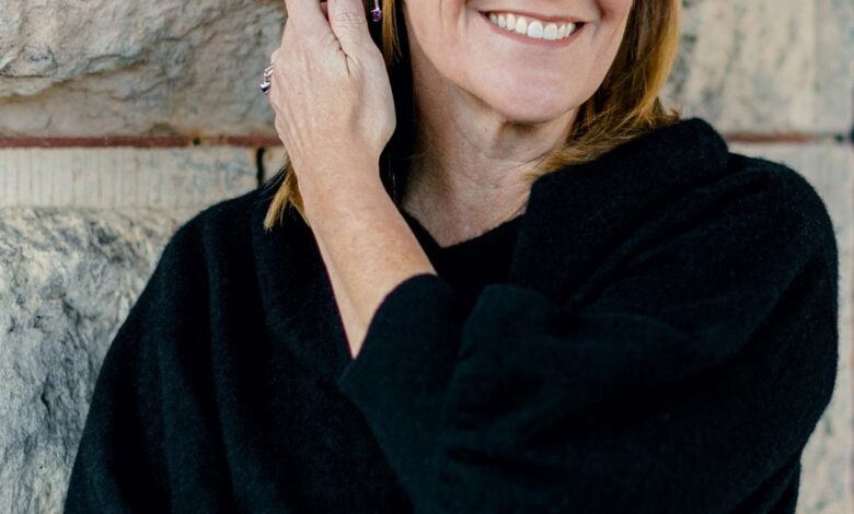 Headshot of Heidi Zimmer, founder of Wild Rice Retreat