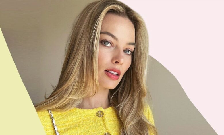 Margot Robbie just served up ‘50s Riviera Barbie with the cutest ponytail