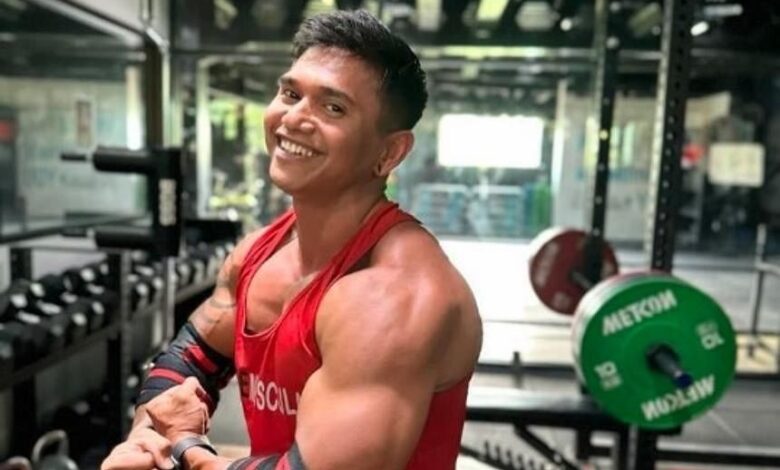 Well-known Indonesian fitness influencer dies after freak barbell mishap in gym