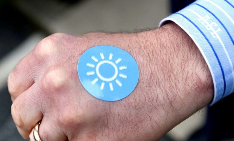 What are UV stickers? How indicators may help in the sun and tips for full protection