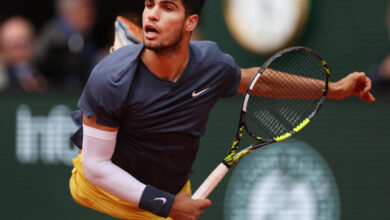 PARIS, FRANCE - JUNE 02: Carlos Alcaraz of Spain is seen in action against Felix Auger-Aliassime of Canada in their fourth round match on day eight during the 2024 French Open at Roland Garros on June 02, 2024 in Paris, France. (Photo by Ian MacNicol/Getty Images)