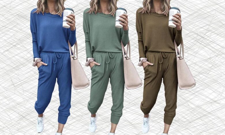 Snag Amazon's mega-popular matching sweatsuit — just $31