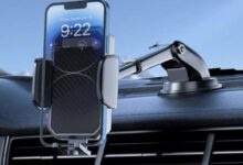 10,000+ fans love this 'sturdy' phone mount, on sale for $10 — that's 75% off