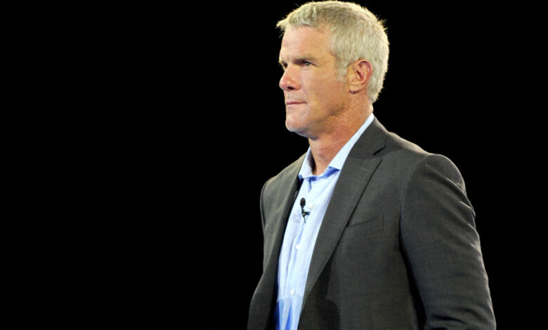 Brett Favre reveals he has Parkinson's disease. What to know about its symptoms, causes and risk factors.